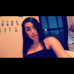 Meet your Posher, Cassandra
